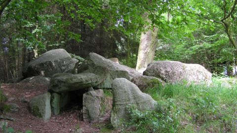 grosssteingraeber-lieper-burg