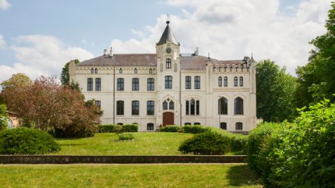 Herrenhaus Viecheln, erbaut 1869 im Neo-Gothischen Thurdor Stil